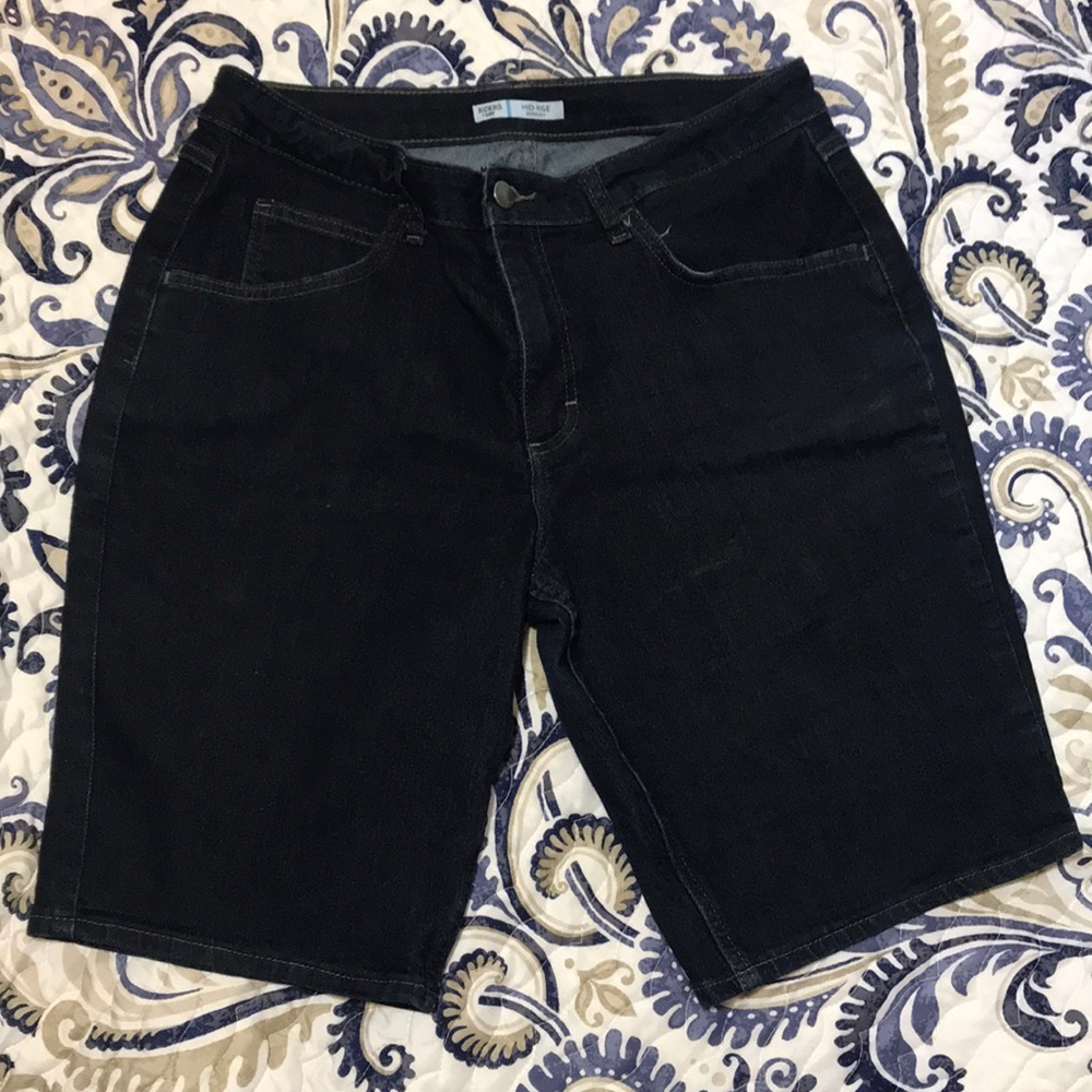 Riders by Lee Mid Rise Bermuda Sz 12 M